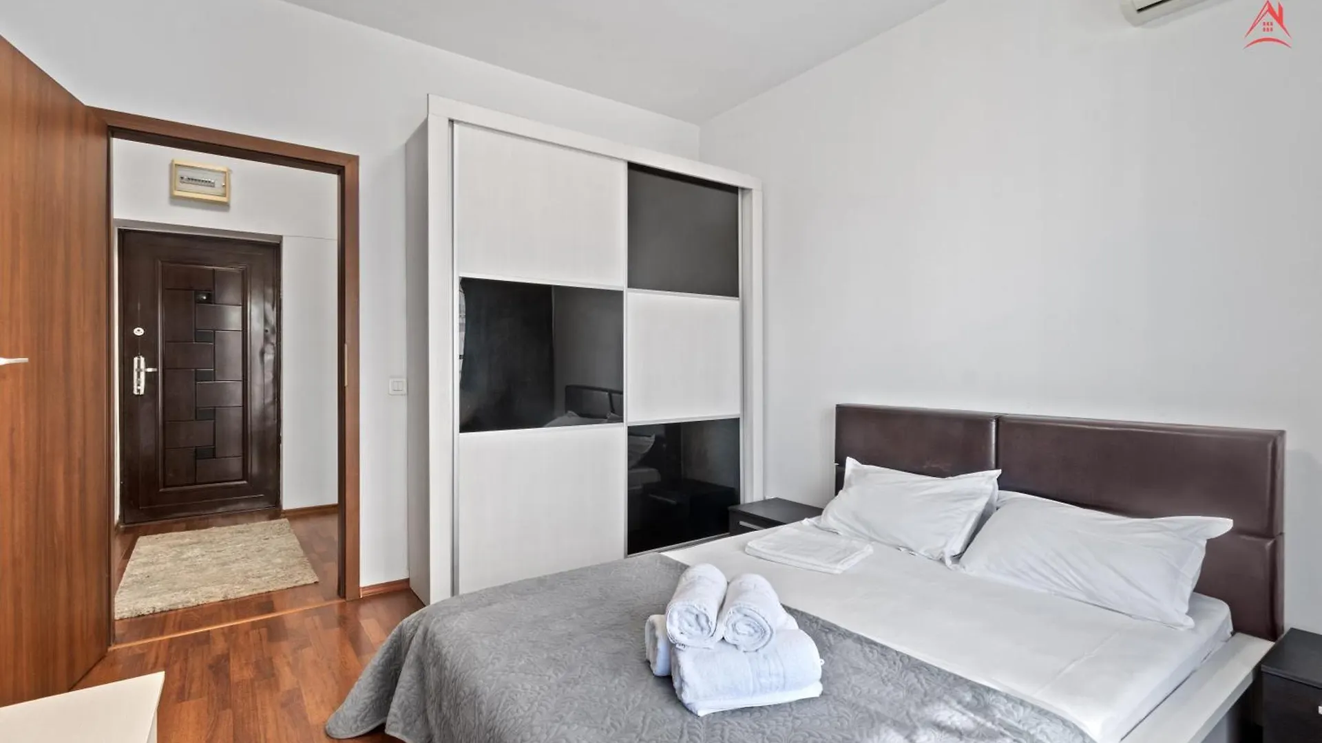 Apartament Dreamhouse Titan - Rasarit De Soare Bukarest